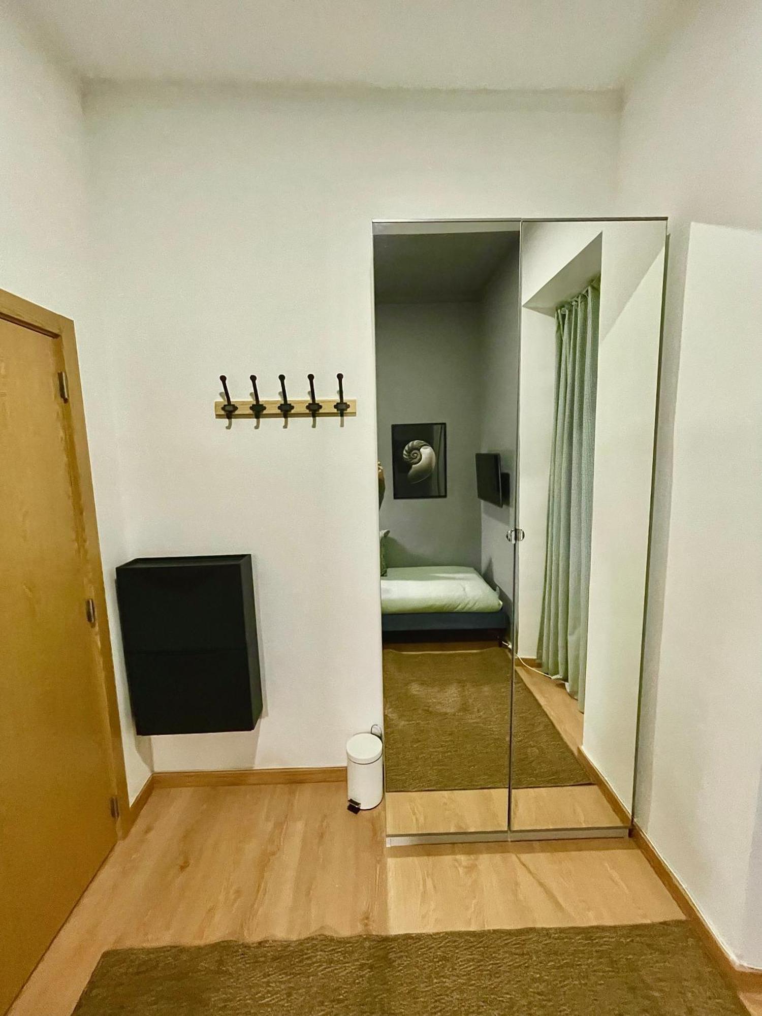 Hostel Crespo Lisbon Room photo